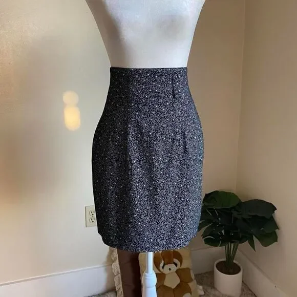 Vintage black blazer & mini skirt set - Picture 8 of 8